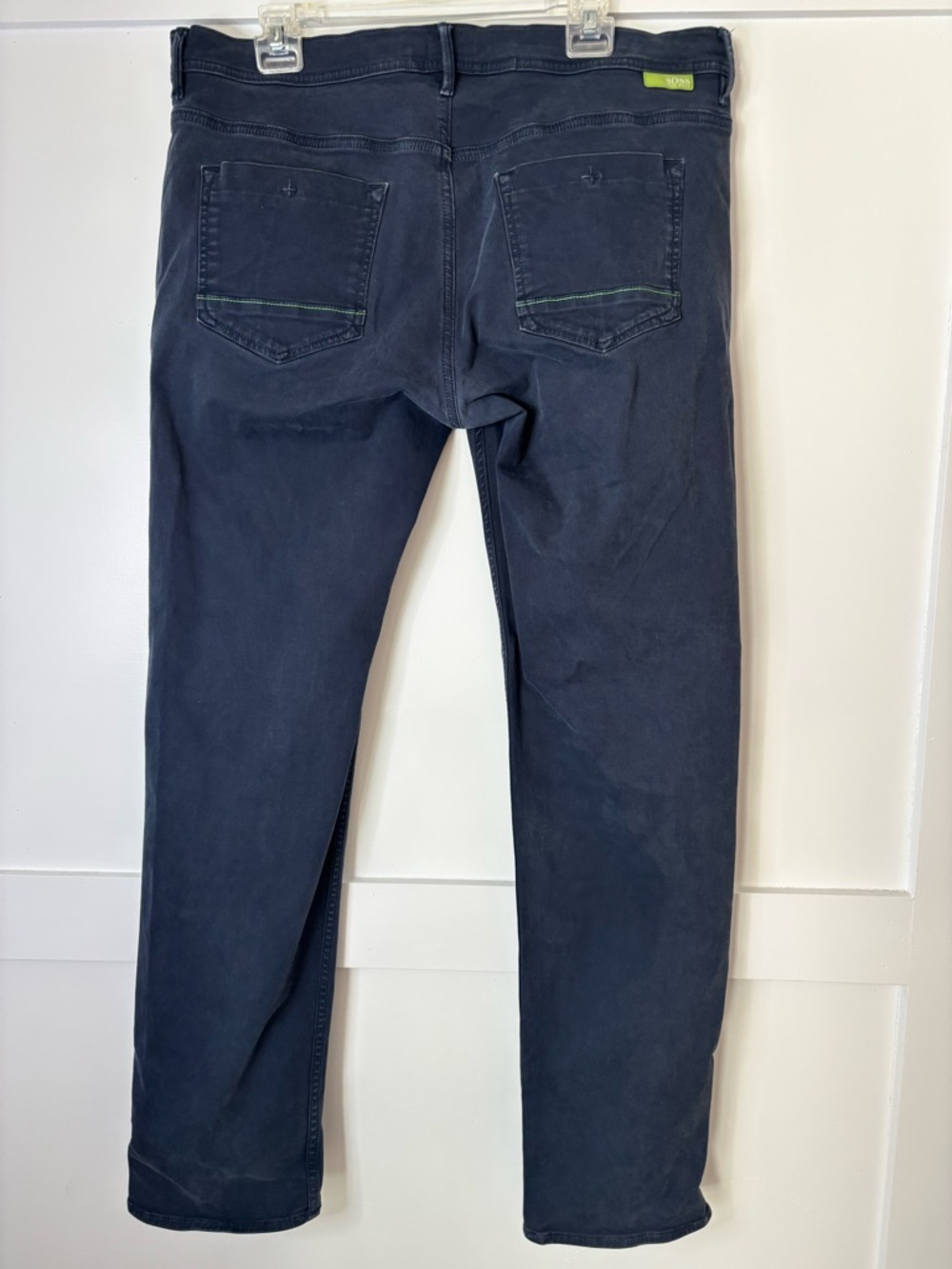 Hugo Boss Slim Straight Jeans in Dark Navy 36/35 - Picture 3 of 6